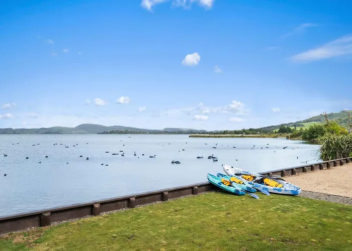 Soul Haven - Lakefront With Kayaks & Stunning Views 펜션 로토루아