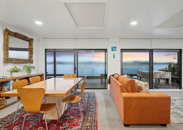 Soul Haven - Lakefront With Kayaks & Stunning Views *